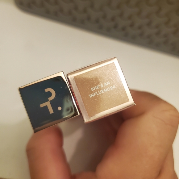 Patrick Ta Major Glow Lip Shine IS SHE'S AN INFLUENCER-PINK PEARL. BNIB. - Picture 7 of 7